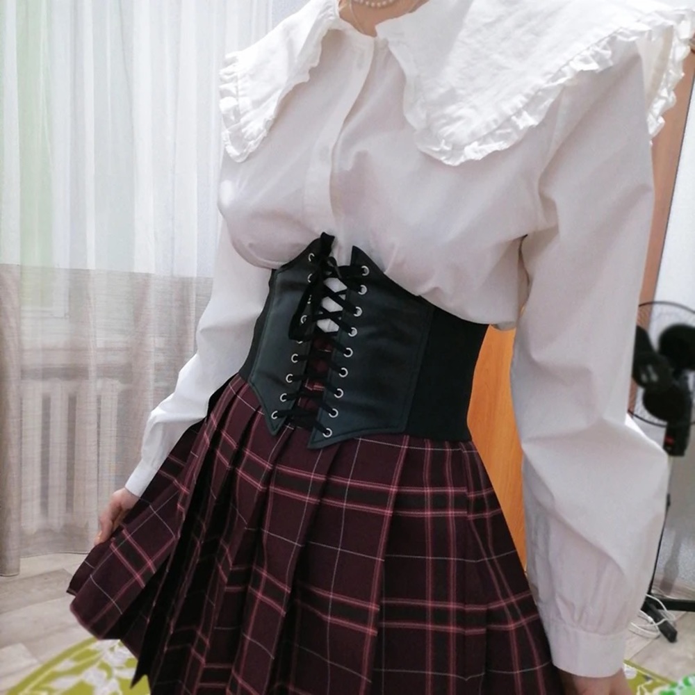 Pleather cinch belt